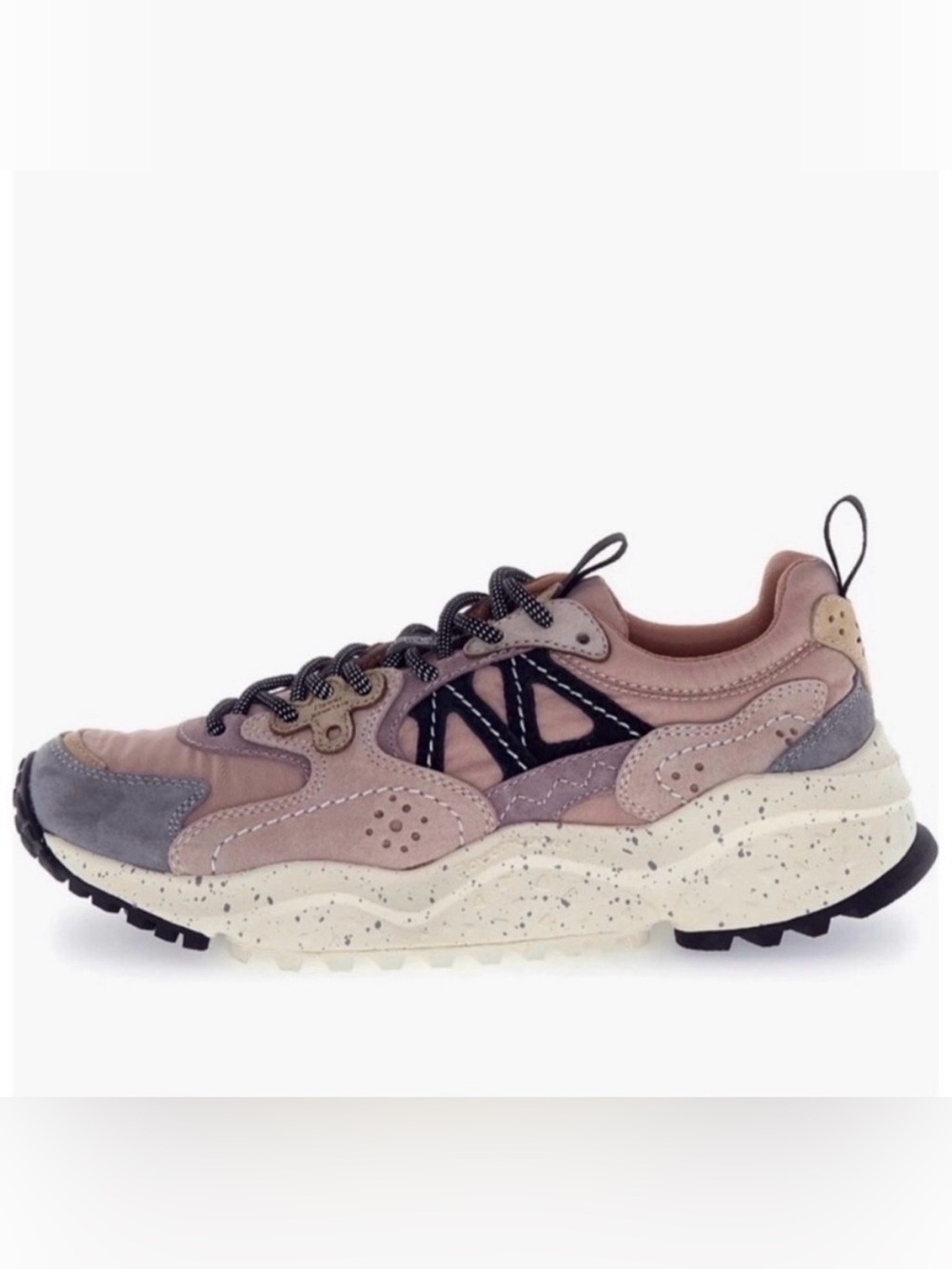 NWT Flower Mountain Solin Sneaker in Grey-Dove and Purple